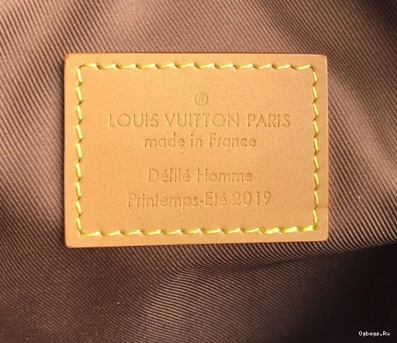 LOUIS BOX VUITTON 0323